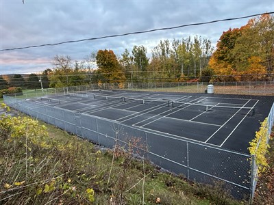 tennis_courts(1)